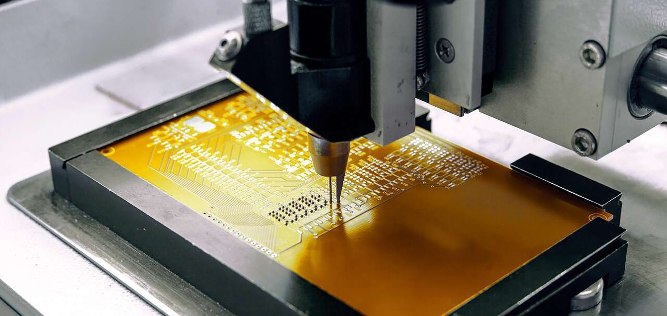 反光表面上的低对比度 DPM 代码